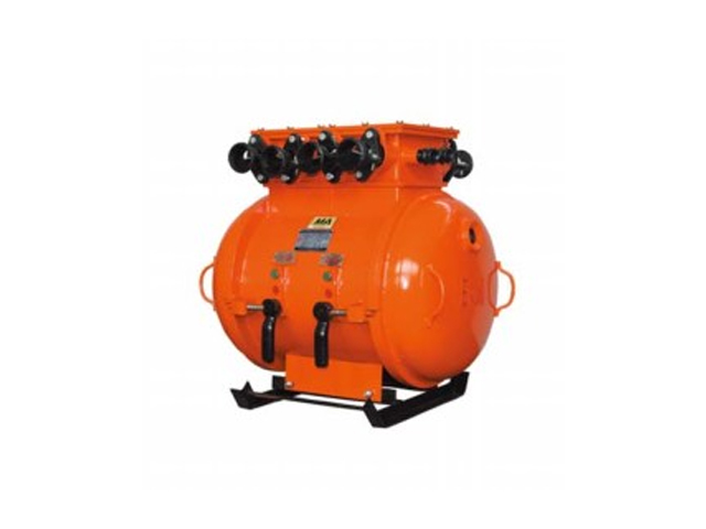 煤矿风机用隔爆型双电源真空电磁起动器QBZ-30(60)/1140(660)SF